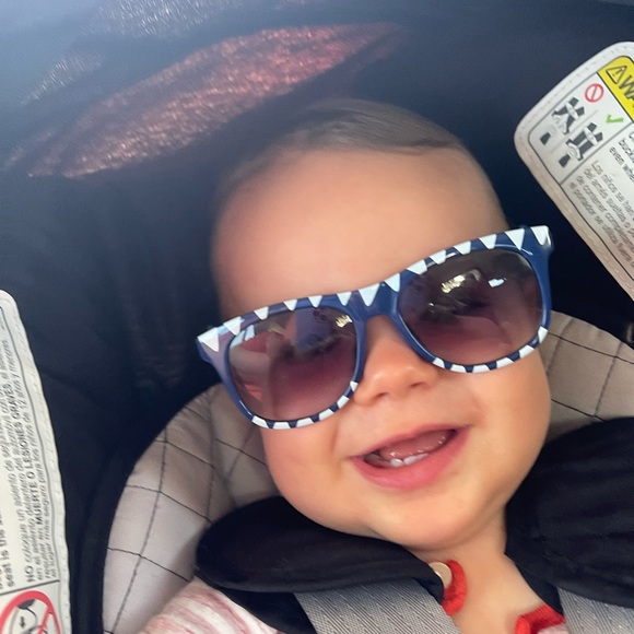 Meet your Posher, Kelly - Picture 1 of 1